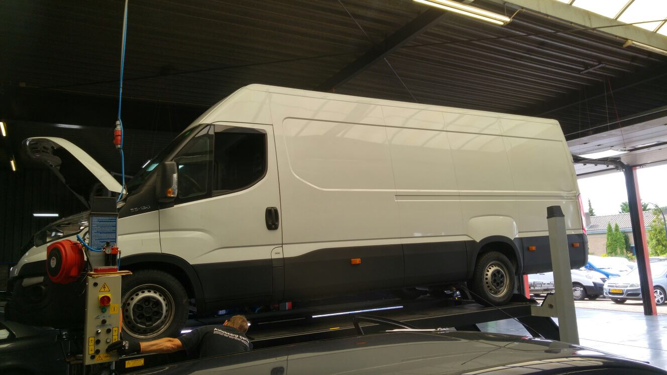Bedrijfswagen onderhoud apk  11 50 lengte